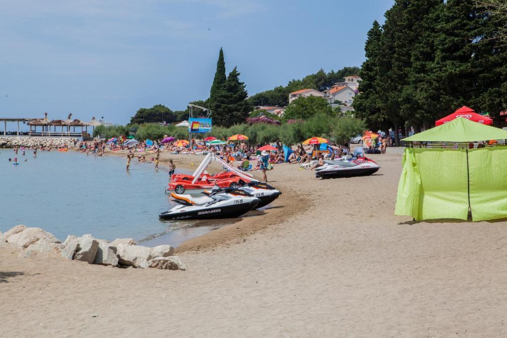 Apartments Agava-Mirjana Omiš Buitenkant foto
