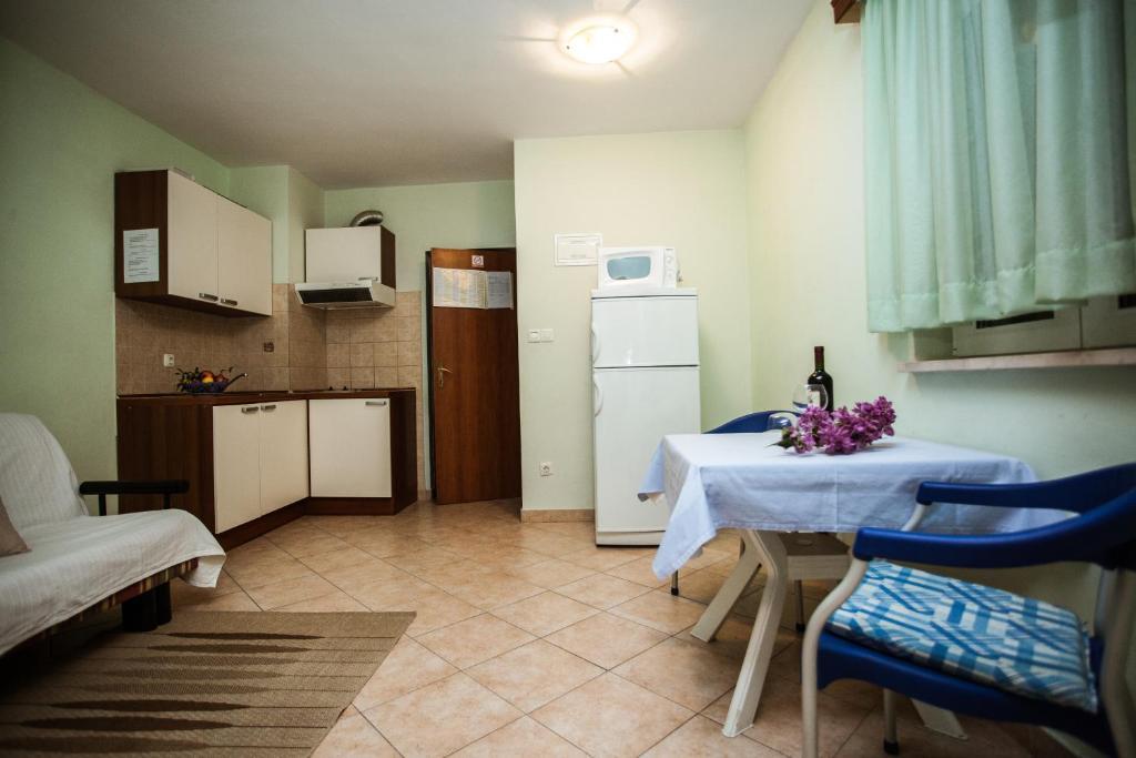 Apartments Agava-Mirjana Omiš Kamer foto